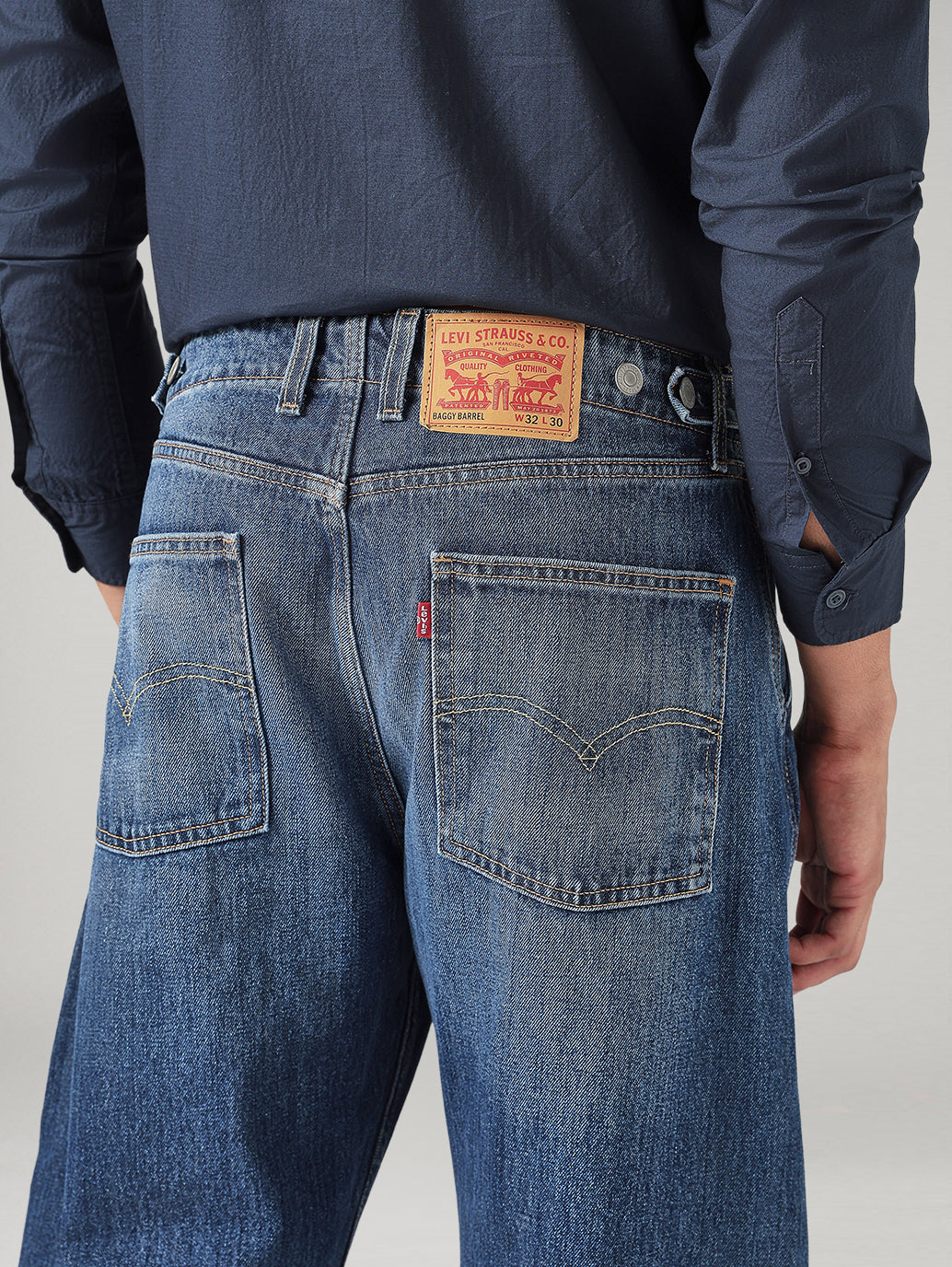 Men's Blue Baggy Fit Mid Rise Cinch Jeans - 20 View