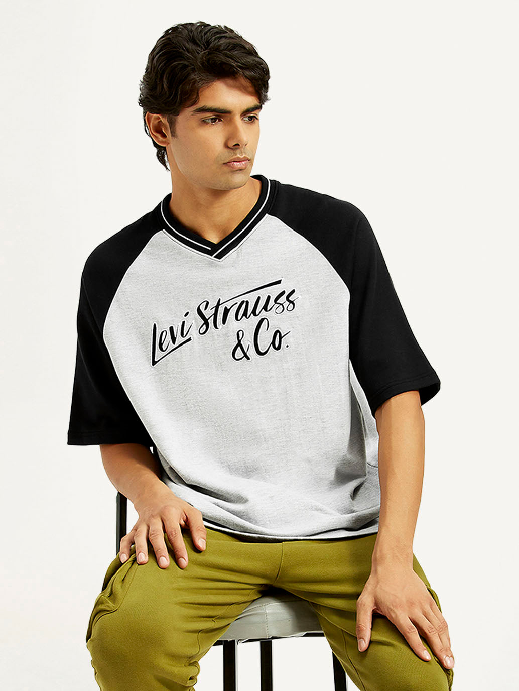 Men's Graphic Loose Fit T-Shirt - Styleshot View