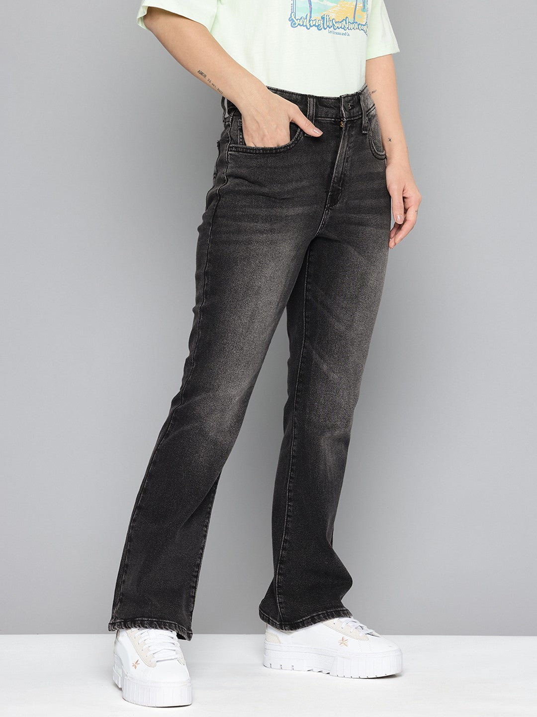 Women's 725 Black Flared Fit High Rise Jeans - 0d31437d-9b32-47cd-902b-8dedf0fda31b1737628098131-Womens-High-Rise-725-Slim-Bootcut-Fit-Black-Jeans-3991737628-2 View