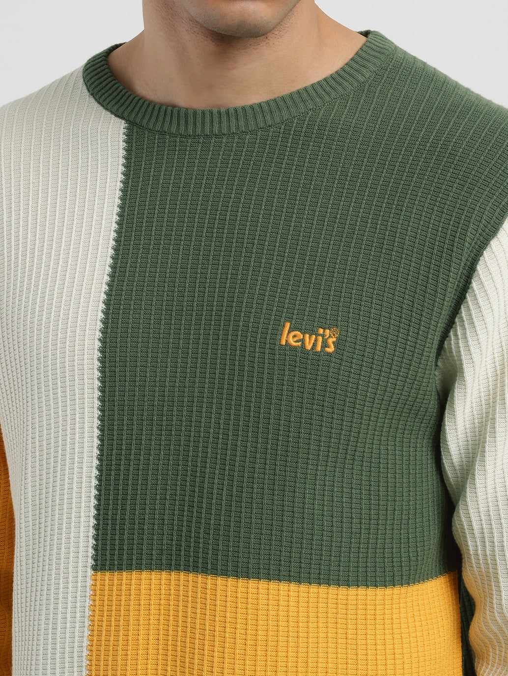 Colorblock Crew Men's Colorblock Crew Neck Sweater – Levis India Store