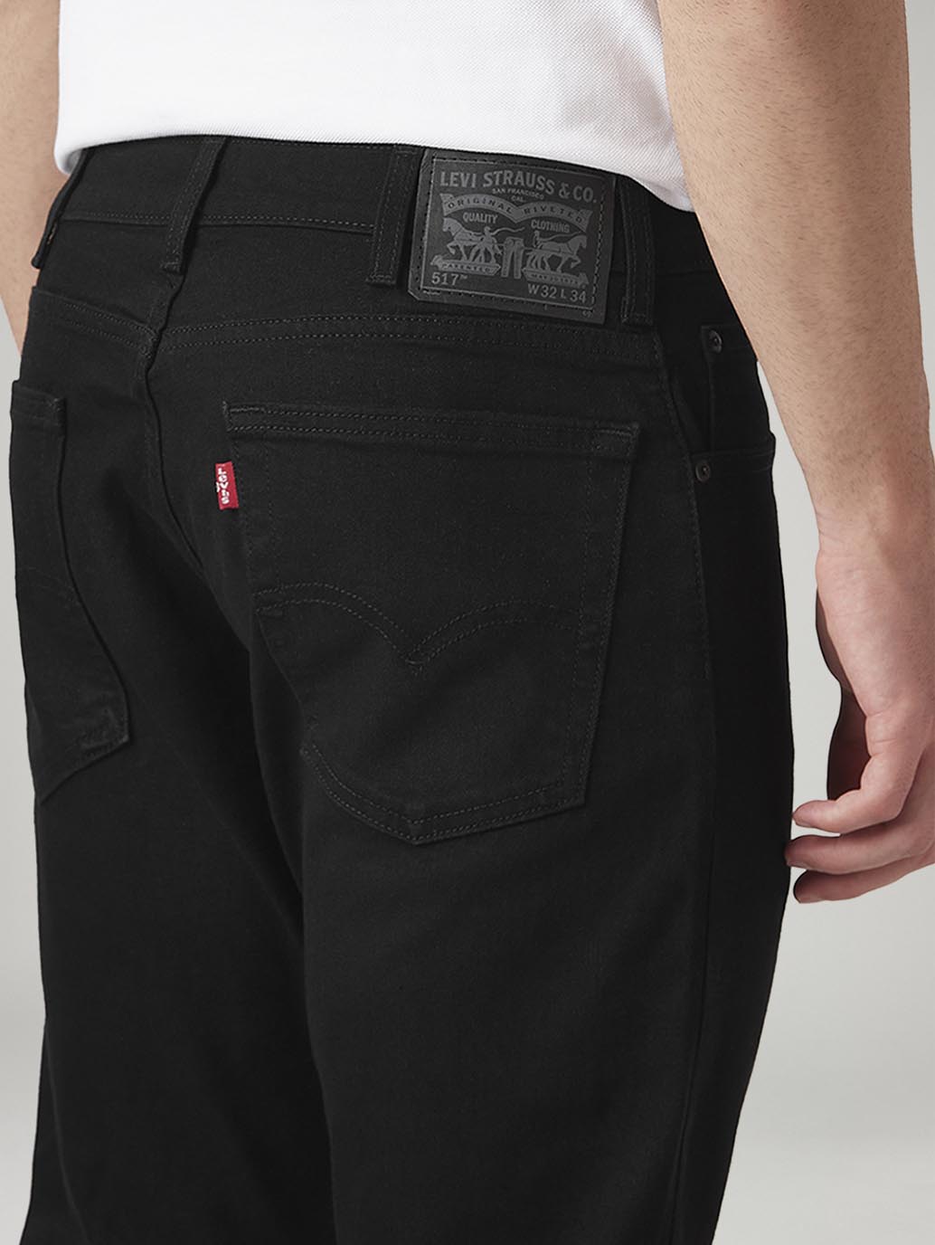 Mens 517 Mid rise Bootcut Fit Cotton Stretch Blend Jeans - Detail View