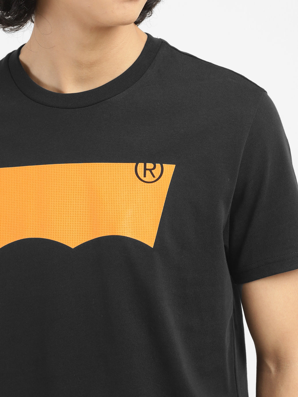 Men's Brand Logo Crew Neck T-shirt - 86588ec9-f4f8-4a17-b043-3cf5fdb21ec2 View