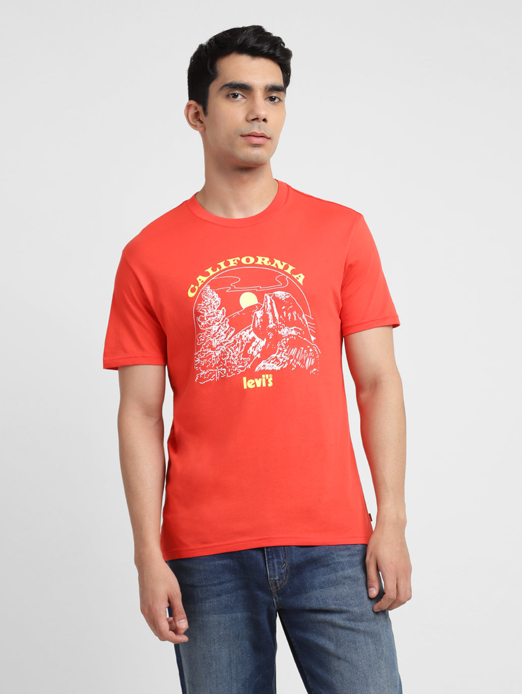 Men's Graphic Print Slim Fit T-shirt