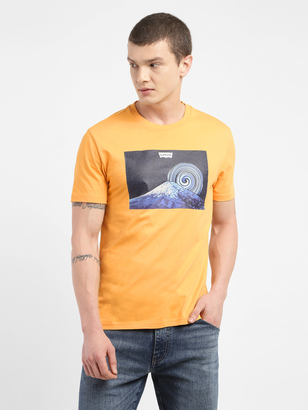 Men's Graphic Print Slim Fit T-shirt