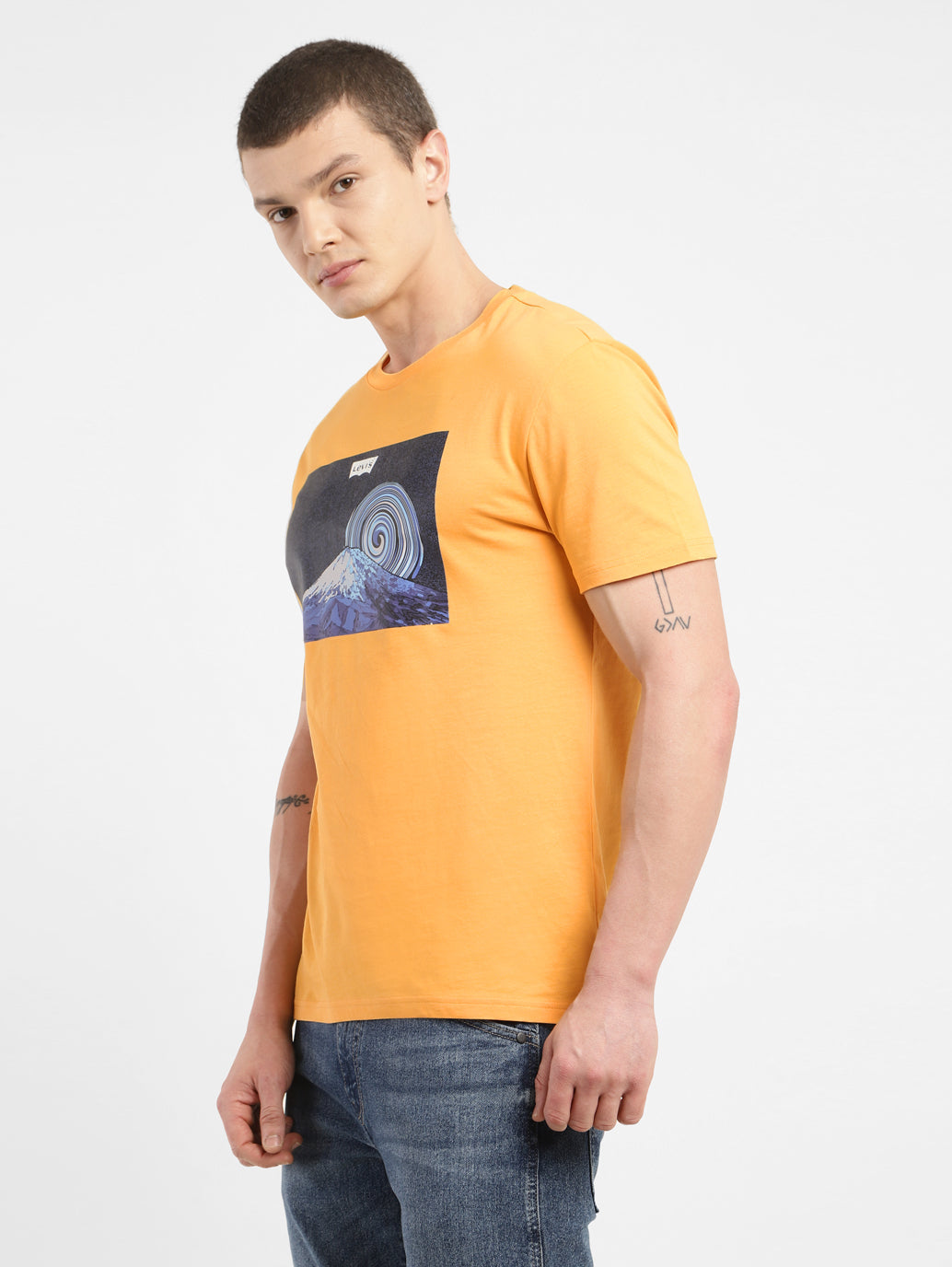 Men's Graphic Print Slim Fit T-shirt