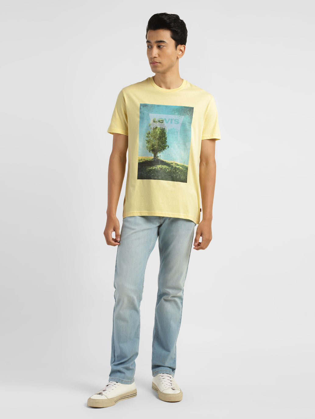 Men's Graphic Print Crew Neck T-shirt - db2ff830-c736-4dba-990a-7bd6fbd56112 View