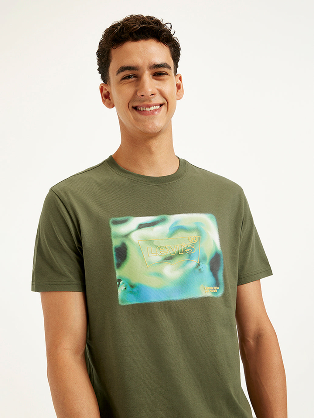 Men's Graphic Print Regular Fit T-Shirt – Levis India Store