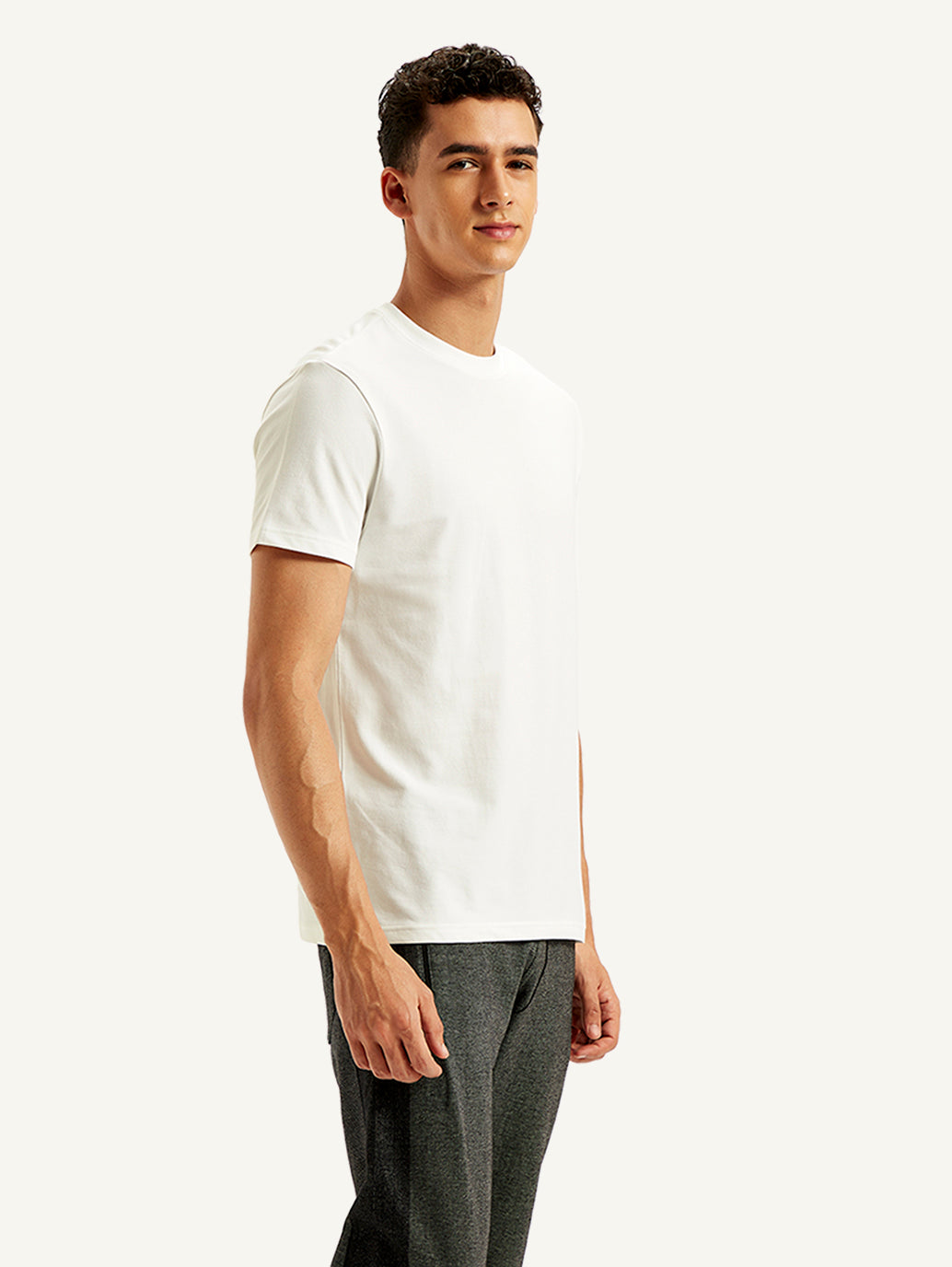 Men's Solid Regular Fit T-Shirt