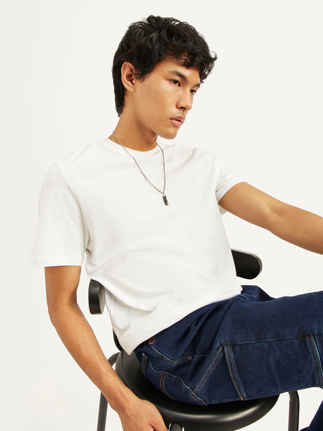 Men's Solid Slim Fit T-shirt