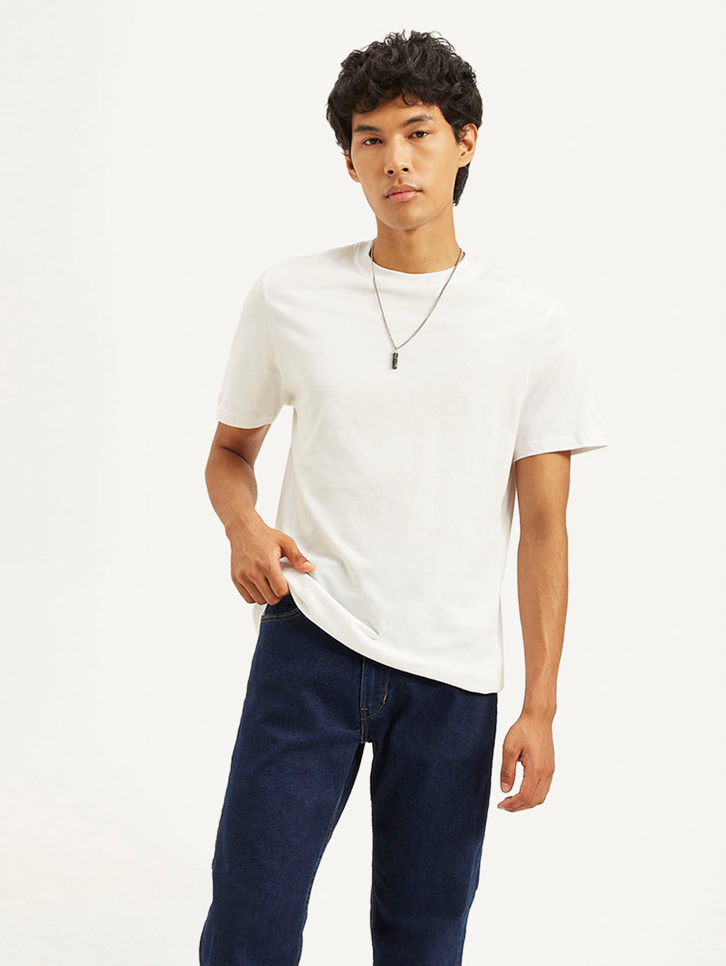 Men's Solid Slim Fit T-shirt - Styleshot View