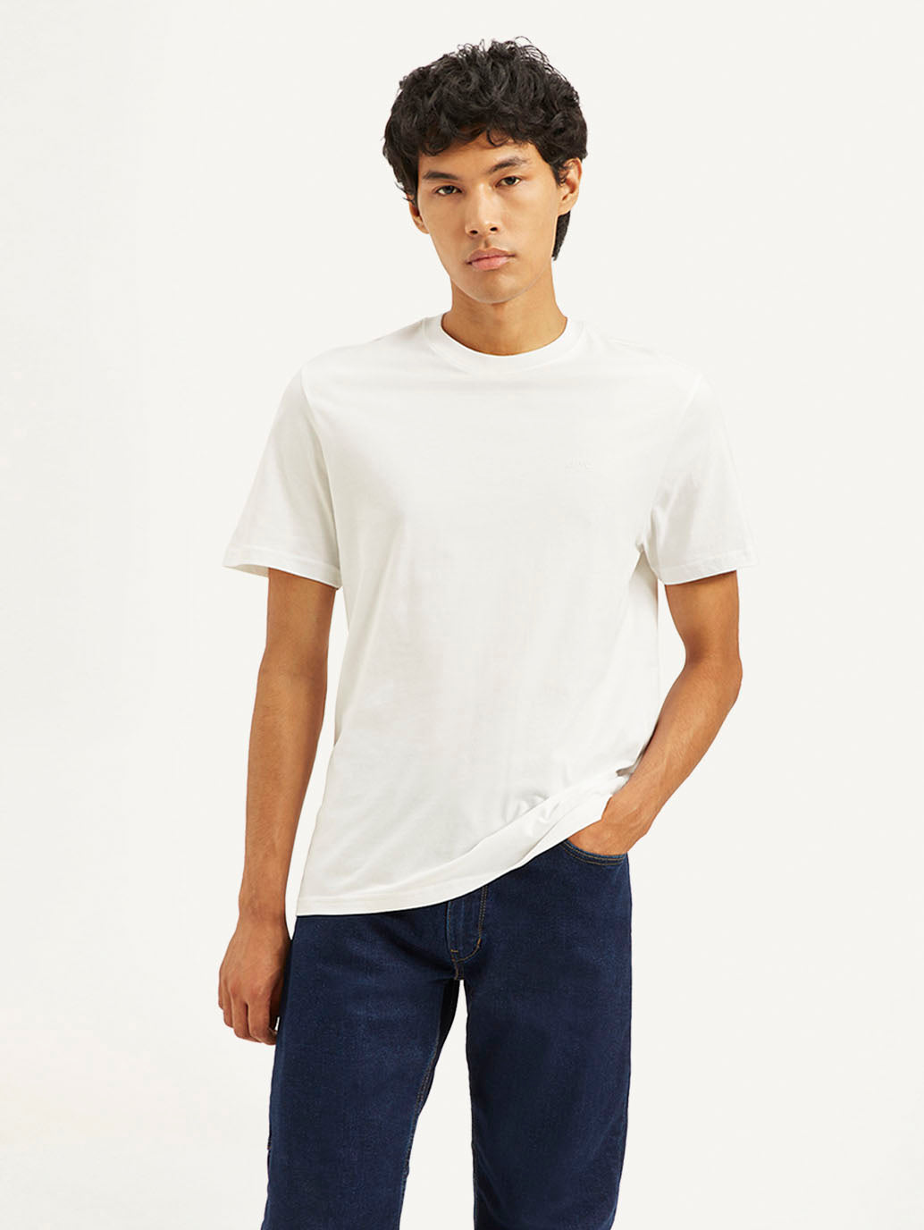 Men's Solid Slim Fit T-shirt - Front View