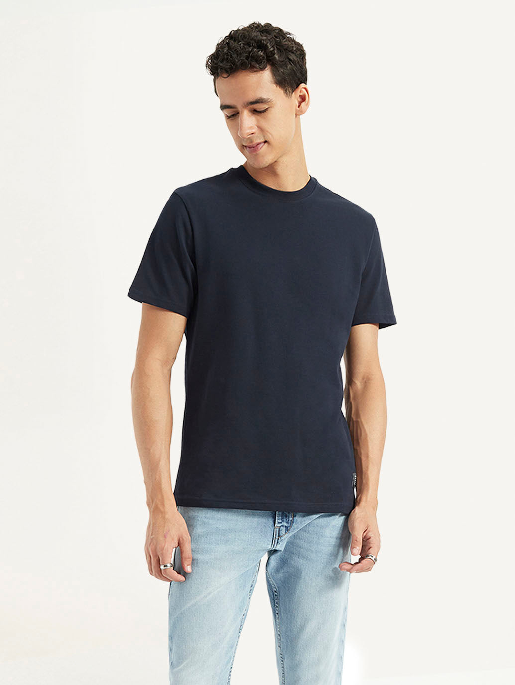 Men's Solid Slim Fit T-shirt - 6ae3b5a9-dacc-44a5-a80f-774d1974a390 View