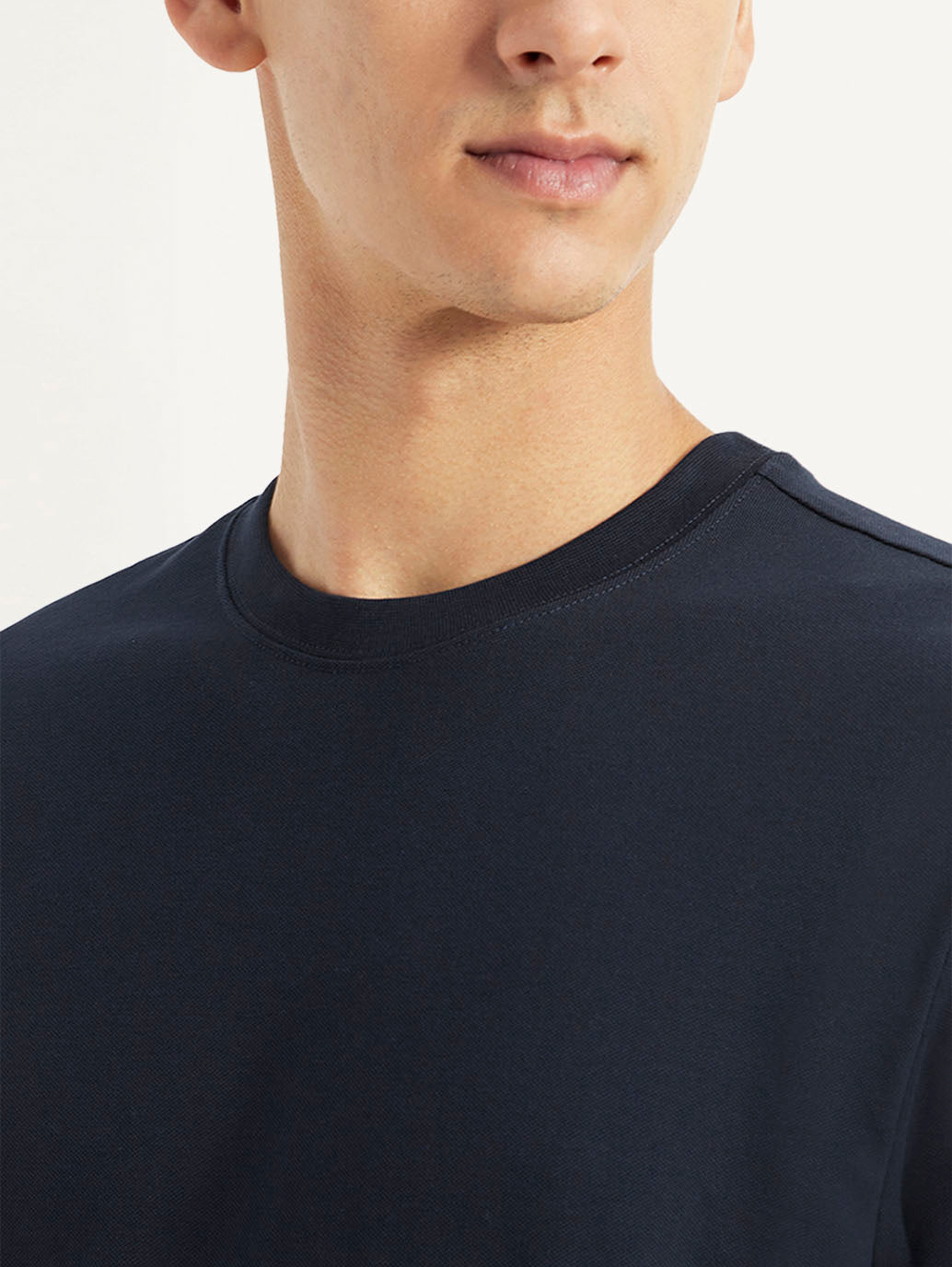 Men's Solid Slim Fit T-shirt - c0cbfbec-1e68-4532-82be-26ab1b9437ee View