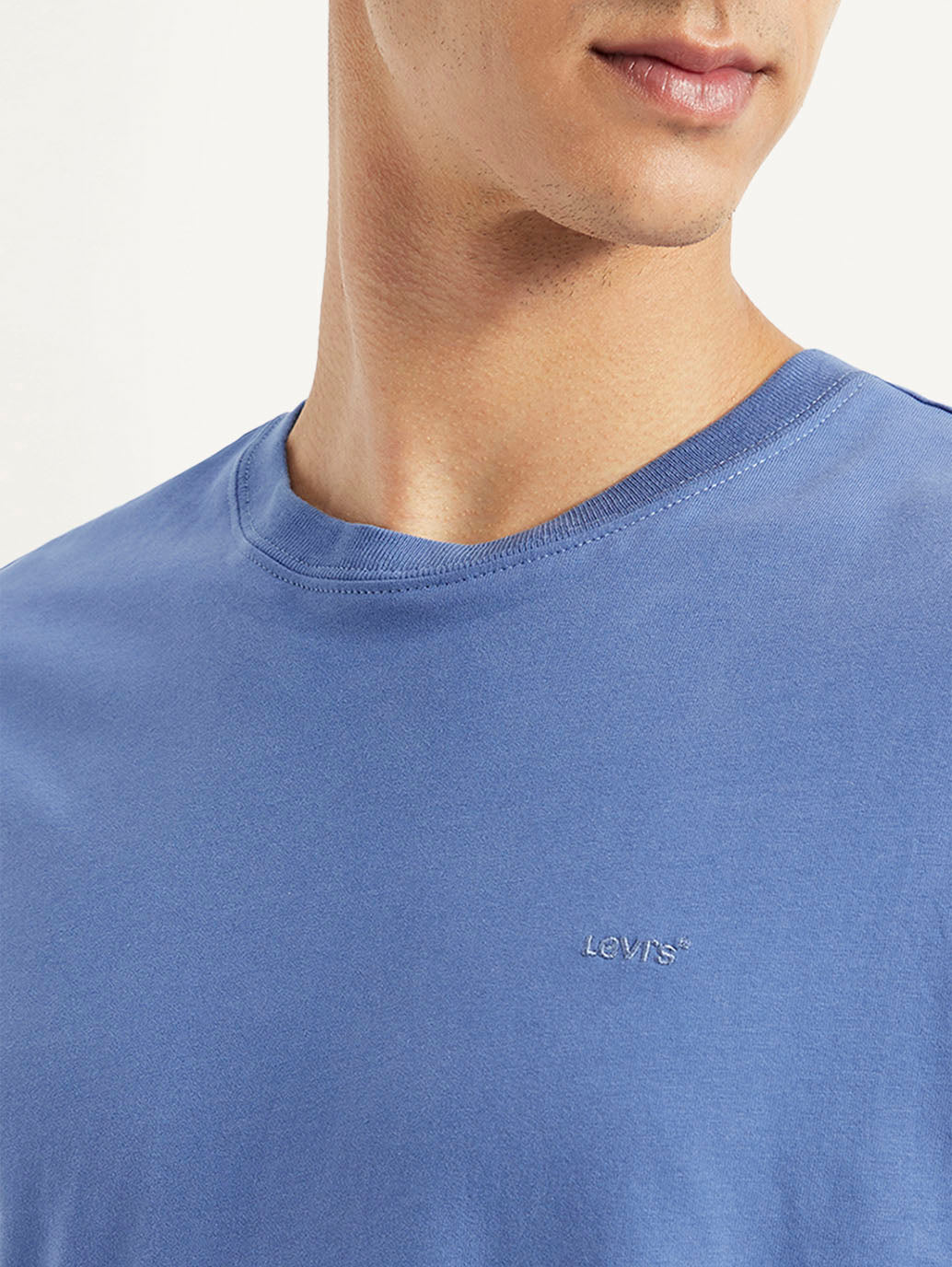 Men's Solid Slim Fit T-shirt - 8b391d9e-c93f-4d46-b68e-8d84f4a3497a View