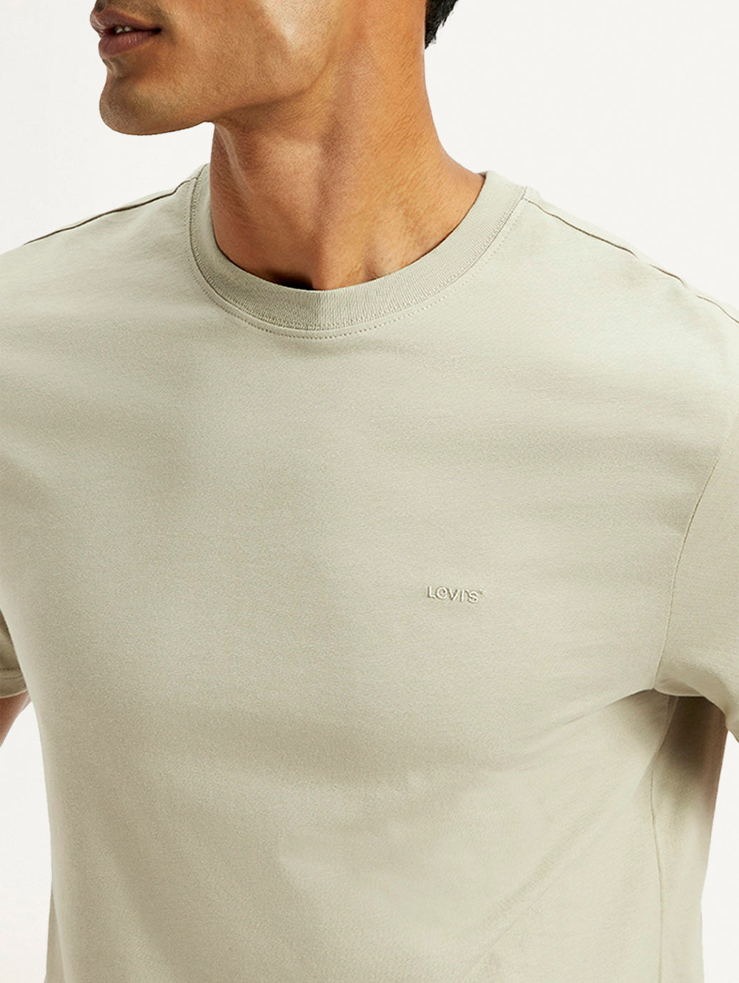 Men's Solid Slim Fit T-Shirt - Detailcopy View