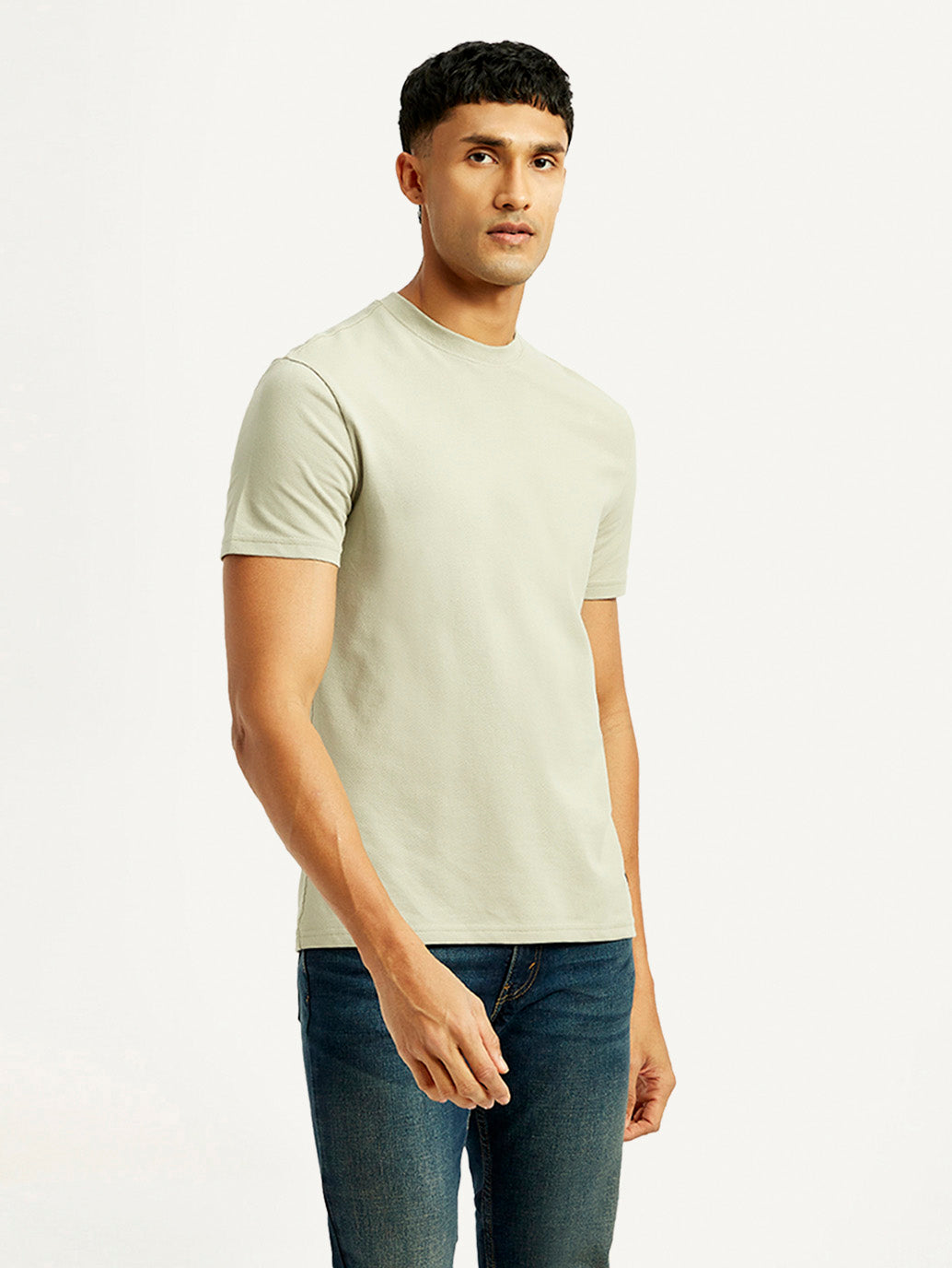 Men's Solid Slim Fit T-shirt - Side View