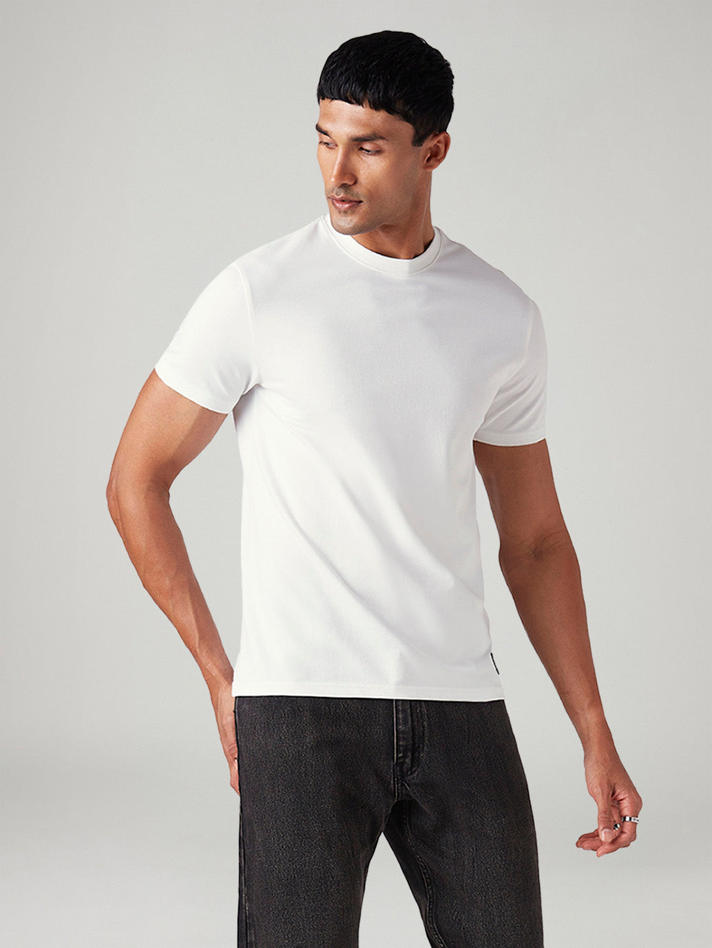 Men's Solid Slim Fit Pique T-Shirt - Styleshot View
