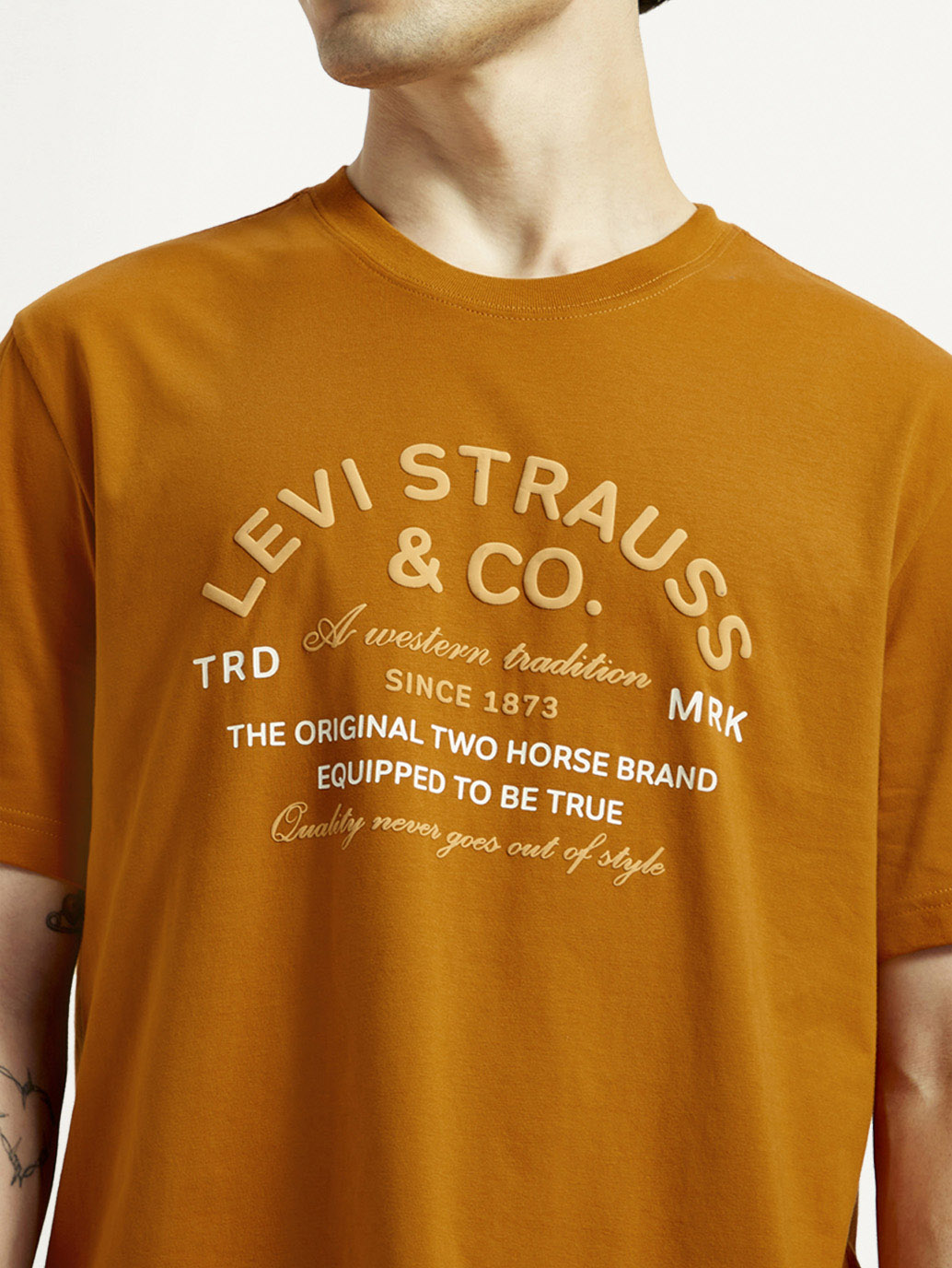 Men's Graphic Slim Fit T-Shirt - Detail View