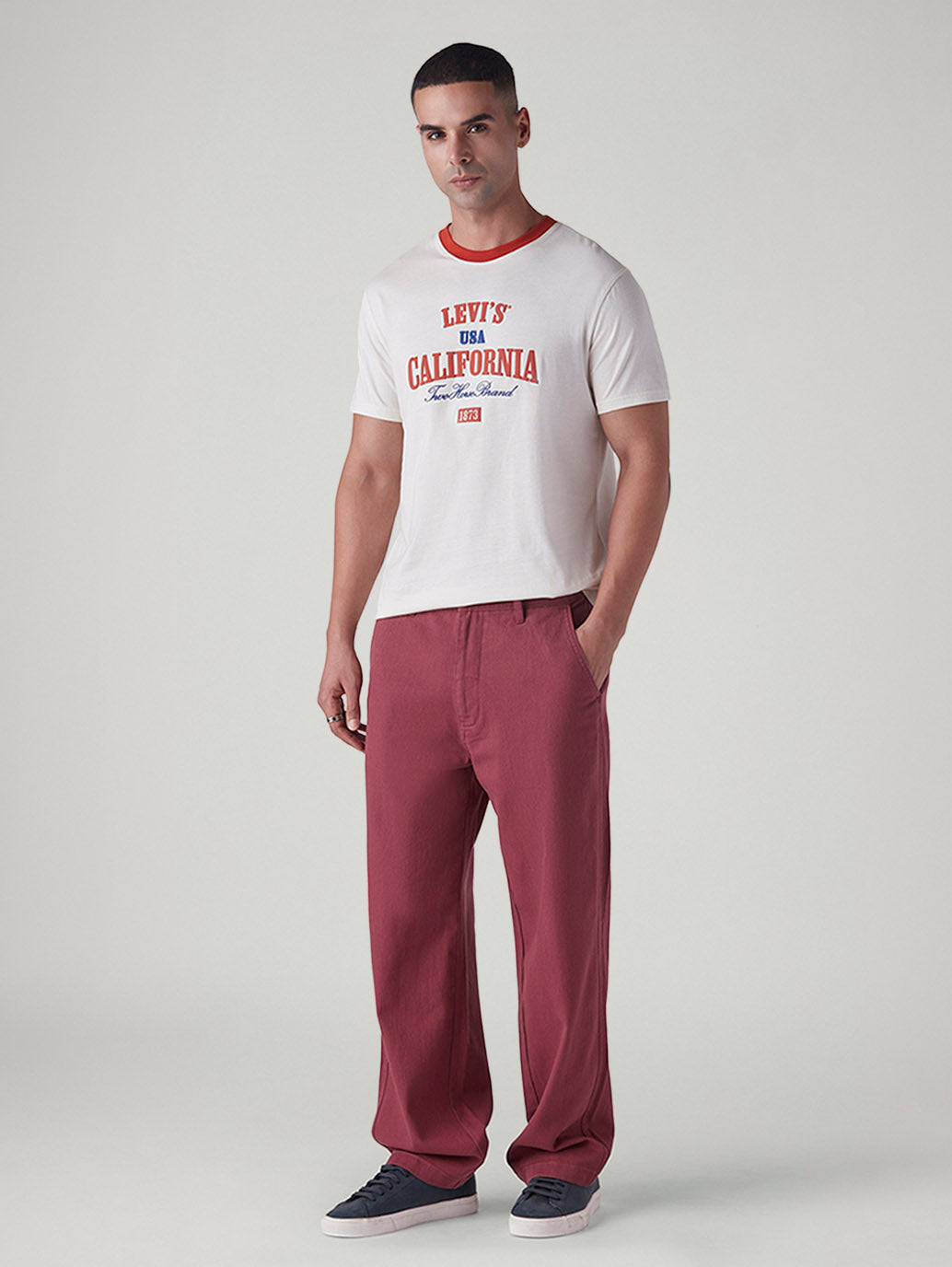 Men's Graphic Print Slim Fit T-Shirt