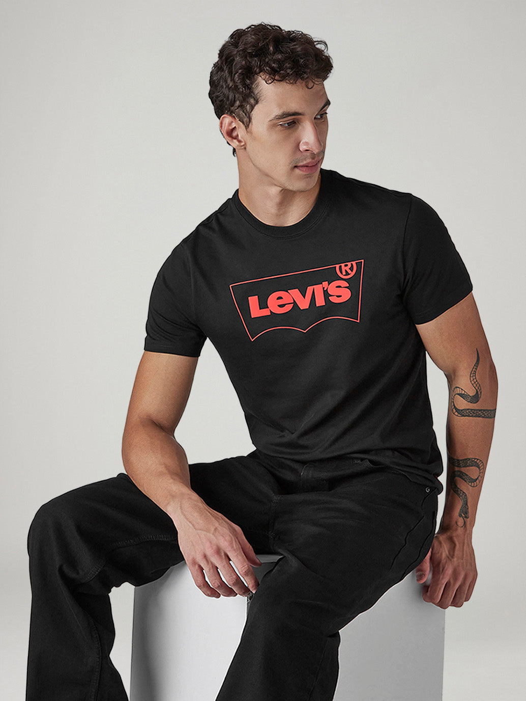 Men's Solid Round Neck Slim Fit Jersey T-Shirt