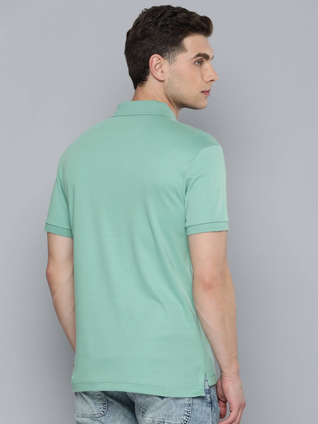 Men's Solid Slim Fit Polo T-shirt