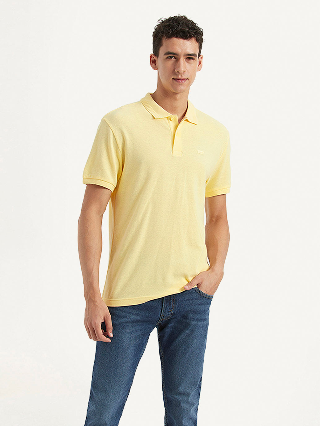 Men's Solid Slim Fit Polo Linen T-shirt - Front View