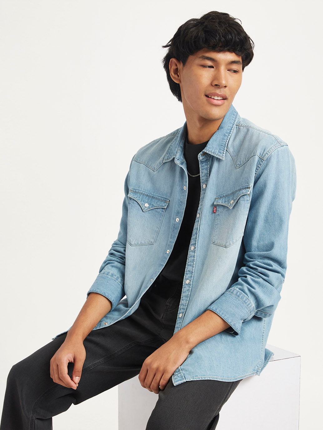 Men's Solid Slim Fit Denim Shirt