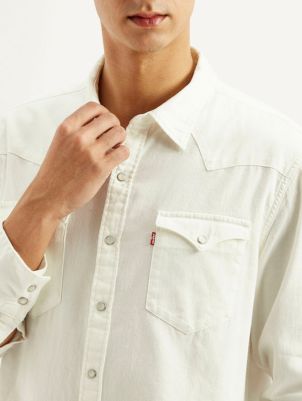Men's Solid Slim Fit Shirt - Detail View