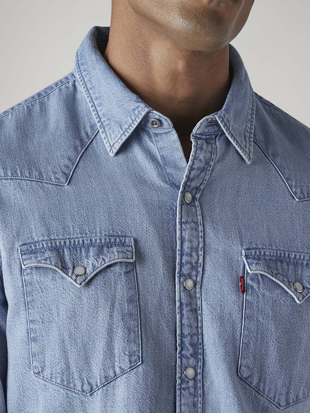 Men's Solid Slim Fit Denim Shirt - Detail View
