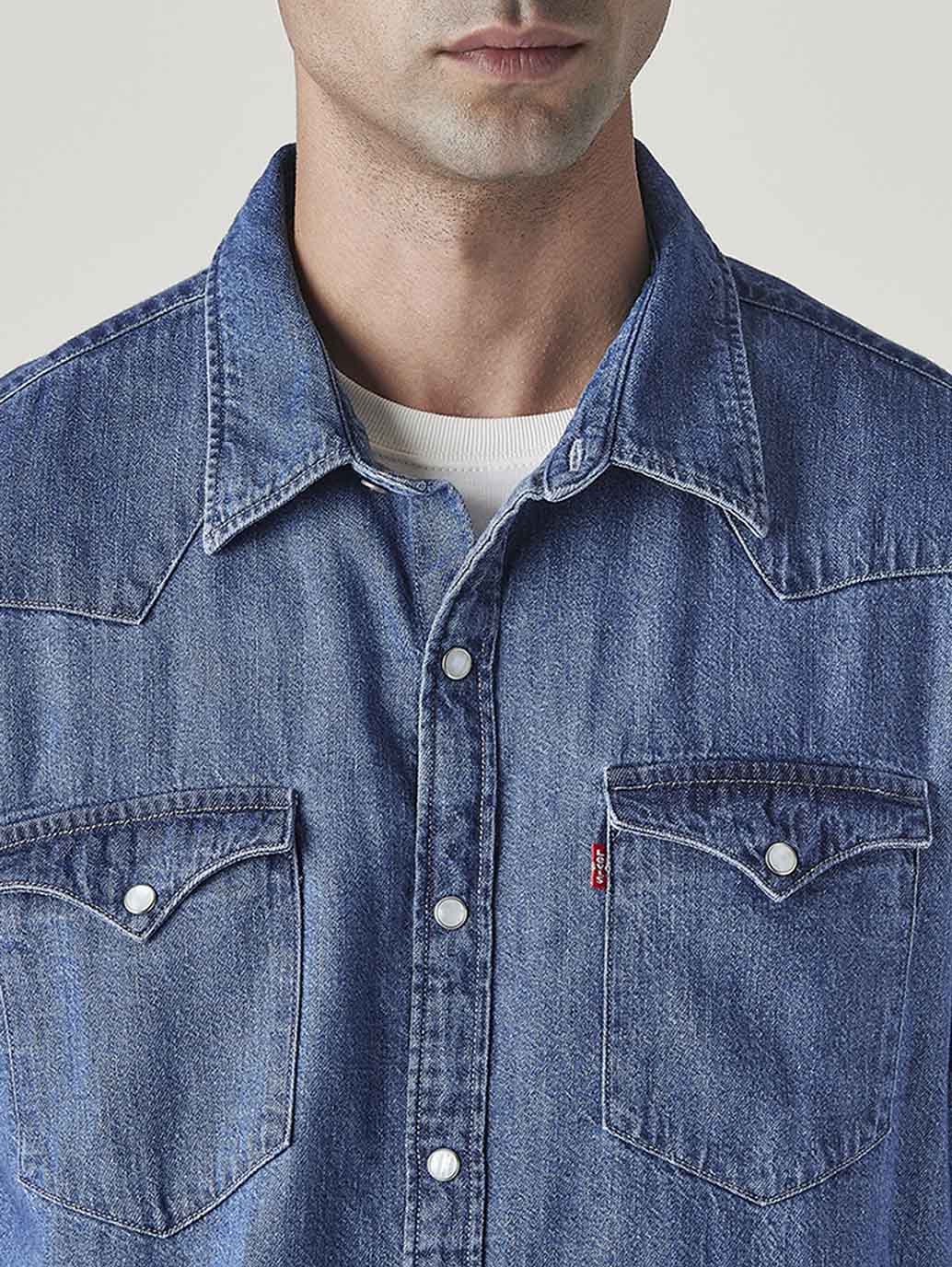 Men's Solid Slim Fit Denim Shirt - Detail View