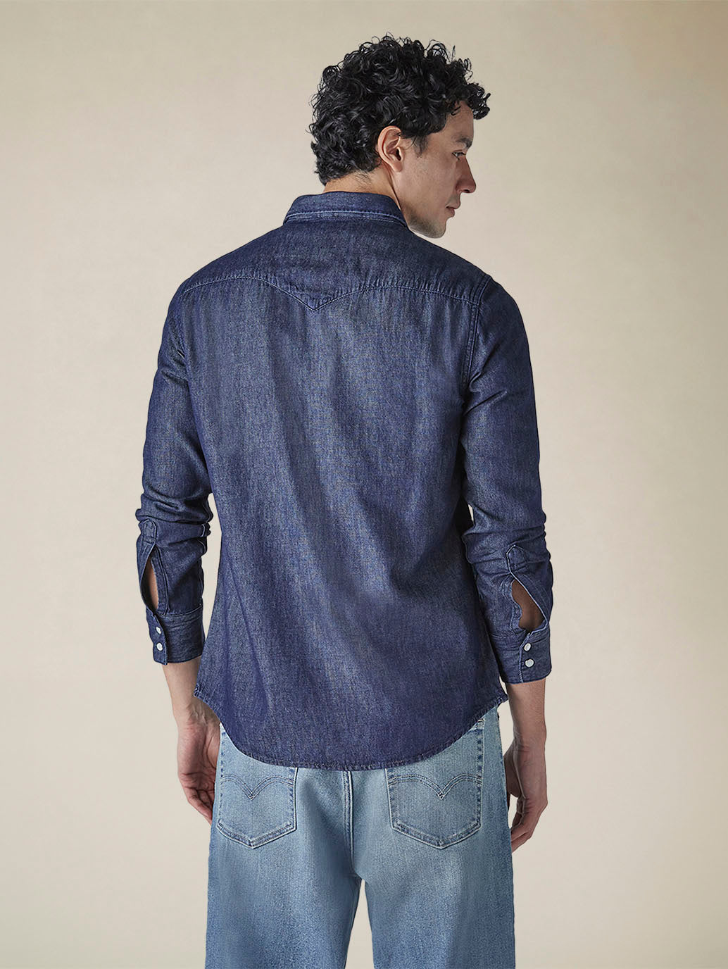 Men's Solid Regular Fit Denim Shirt - 2d90871c-6320-4751-ac52-ac936e29c069 View