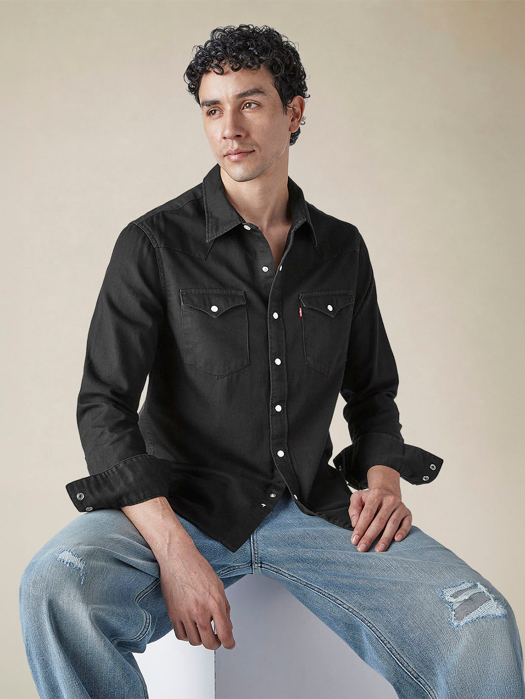 Men's Solid Regular Fit Denim Shirt