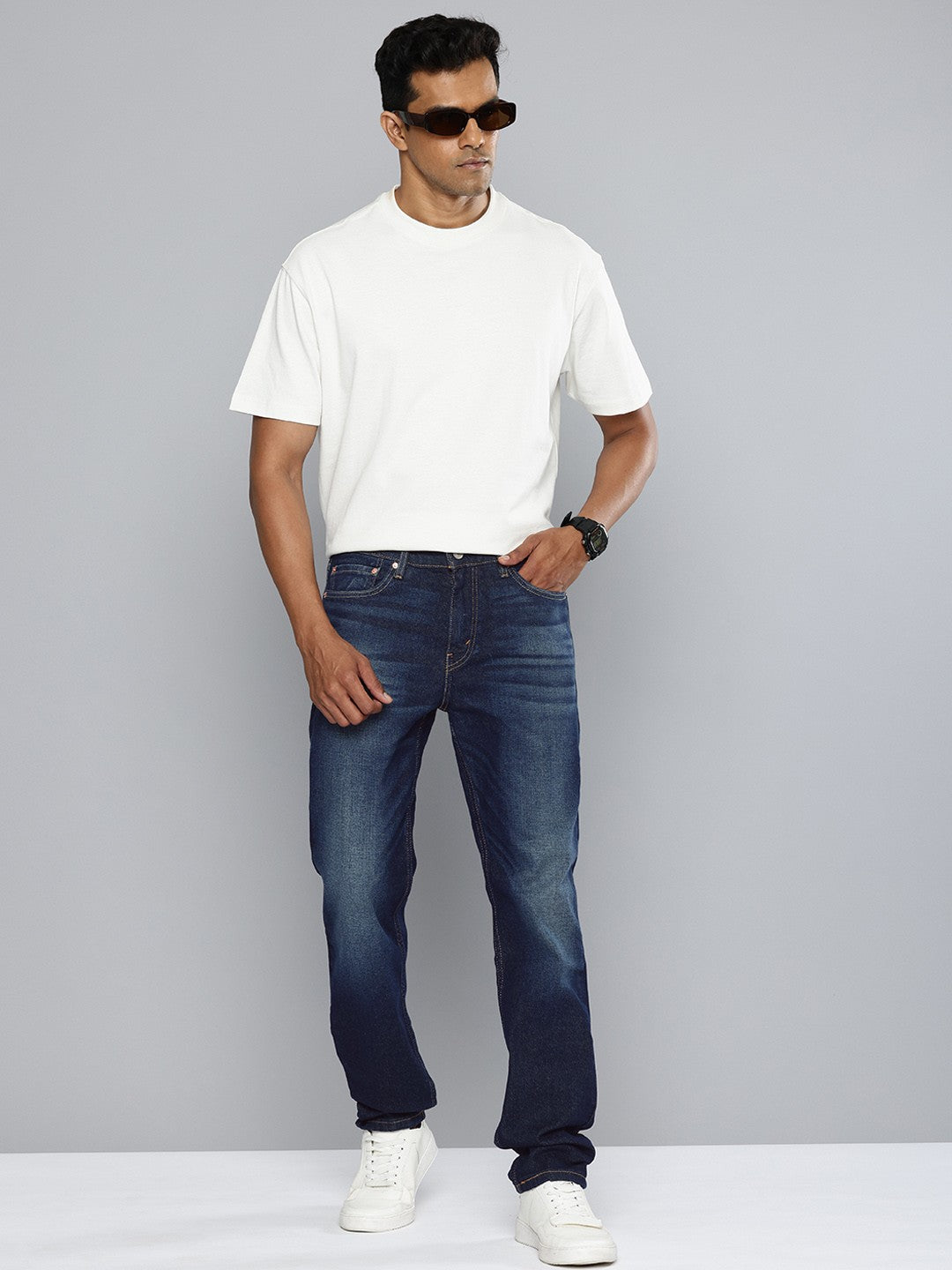 Men's 511 Navy Blue Slim Fit Mid Rise Jeans