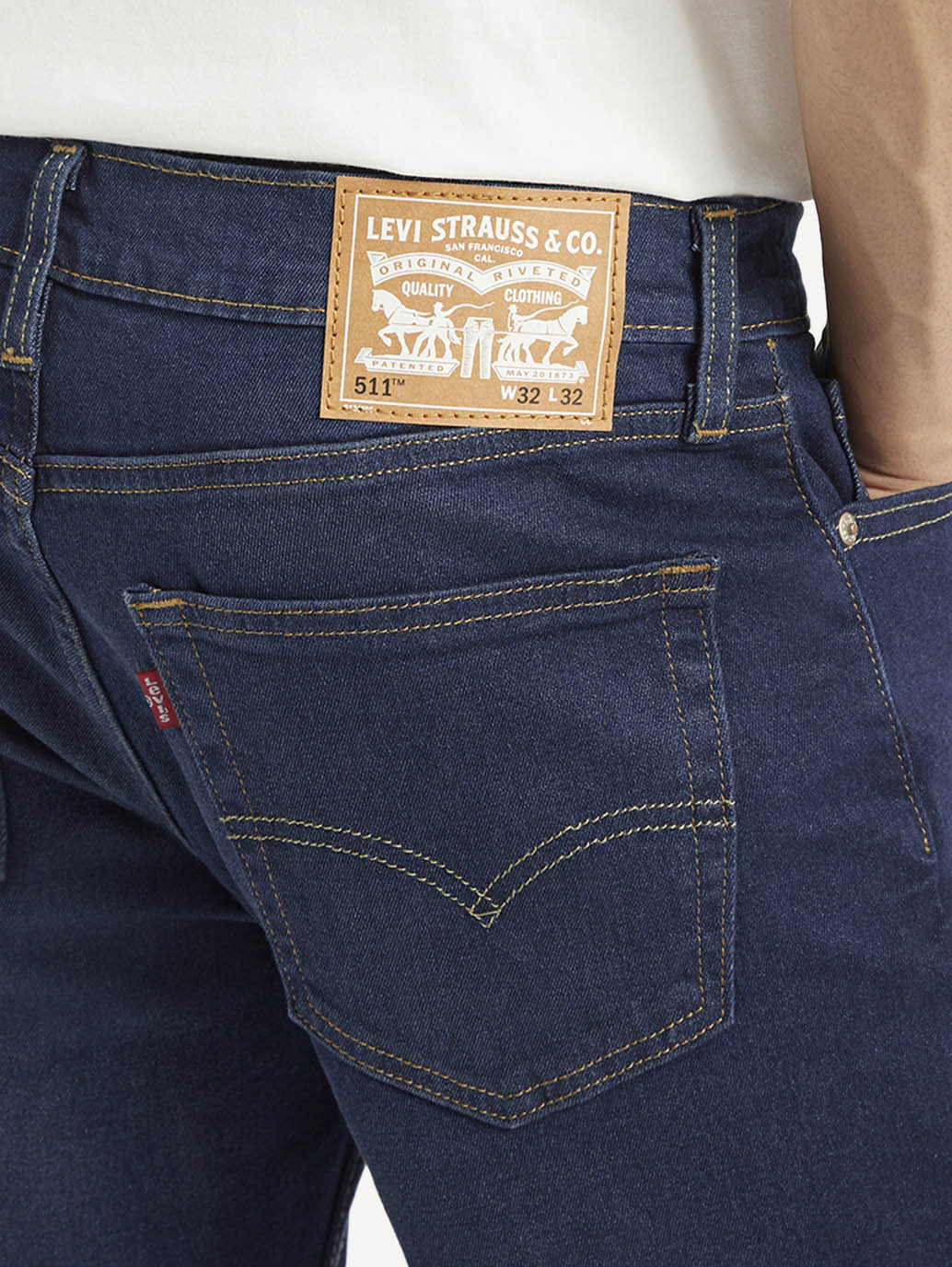Men's 511 Dark Blue Slim Fit Mid Rise Jeans - Detail View