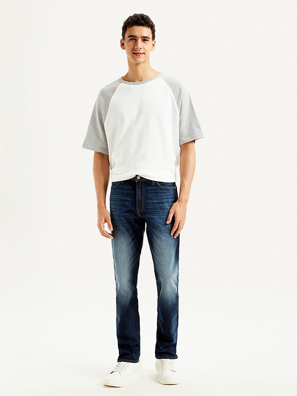 Men's 511 Dark Blue Slim Fit Mid Rise Jeans - Front View