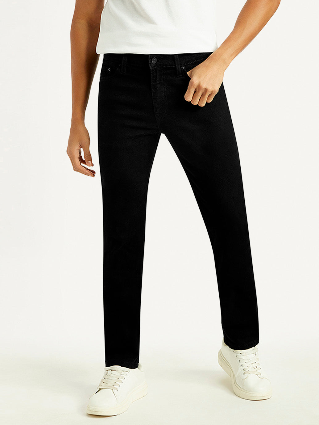 Men's 511 Black Slim Fit Mid Rise Jeans - Front View