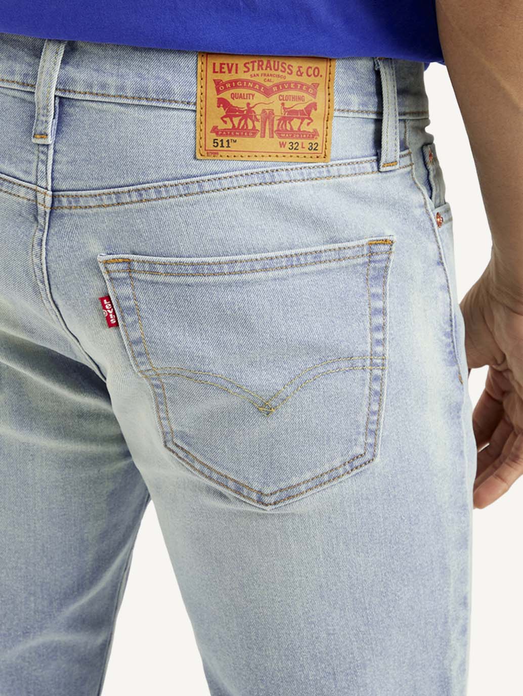 Men's 511 Light Blue Slim Fit Mid Rise Jeans - Detail View
