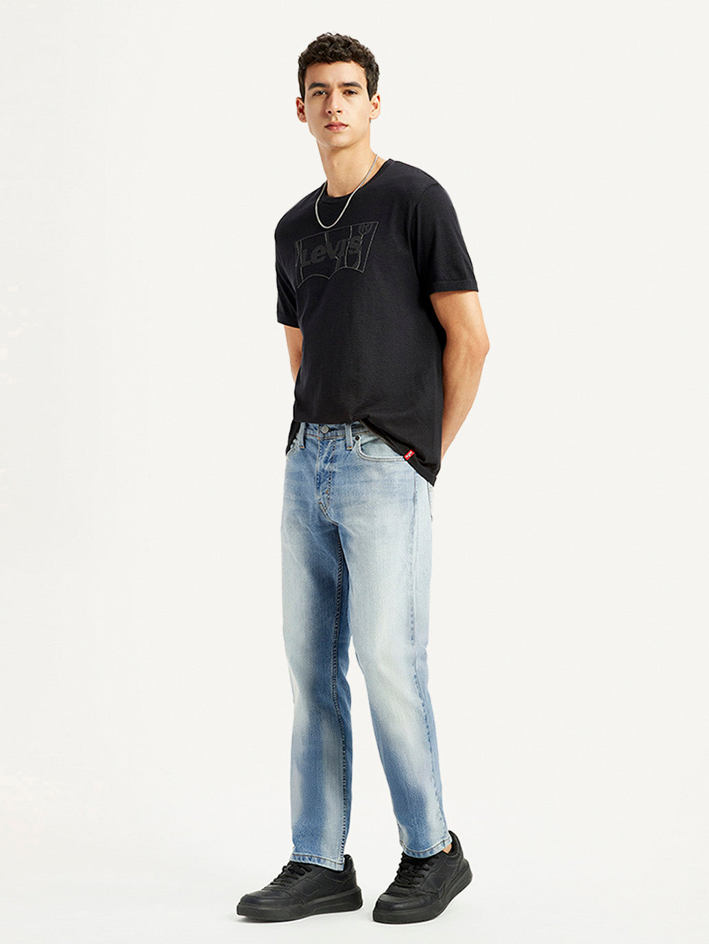 Men's 511 Light Blue Slim Fit Mid Rise Jeans - Styleshot View