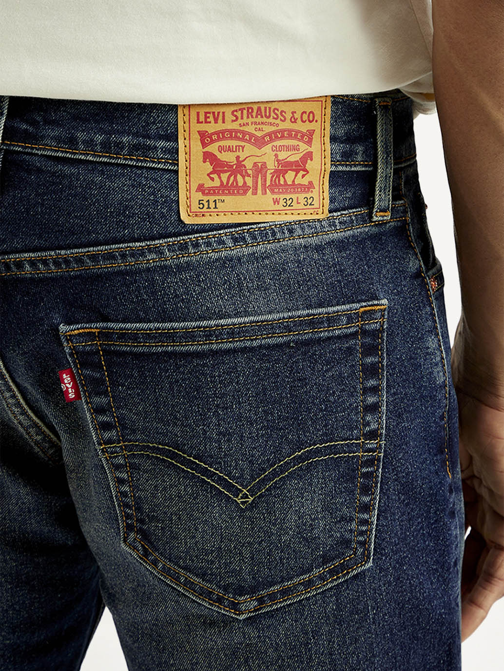 Men's Tinted 511 Blue Slim Fit Mid Rise Jeans - Detail View