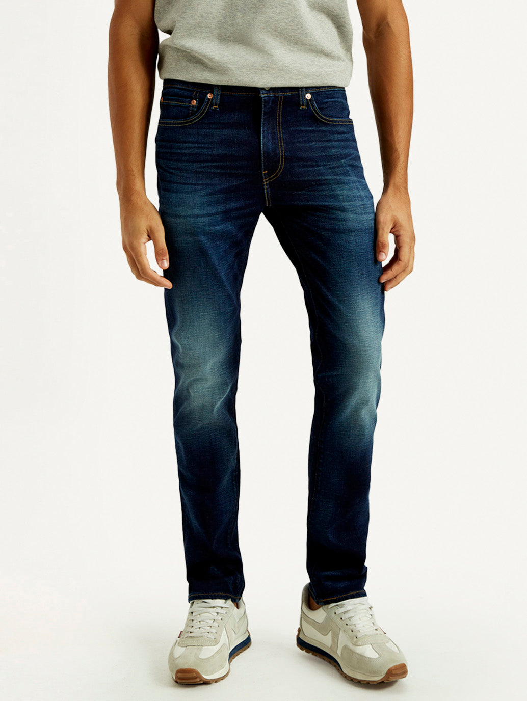 Men's 511 Indigo Slim Fit Mid Rise Linen Jeans - Front View