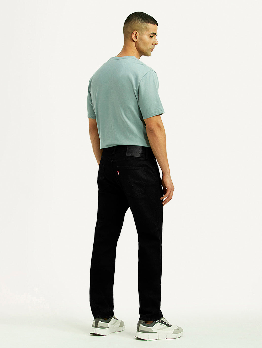 Men's 511 Black Slim Fit Mid Rise Linen Jeans - Back View