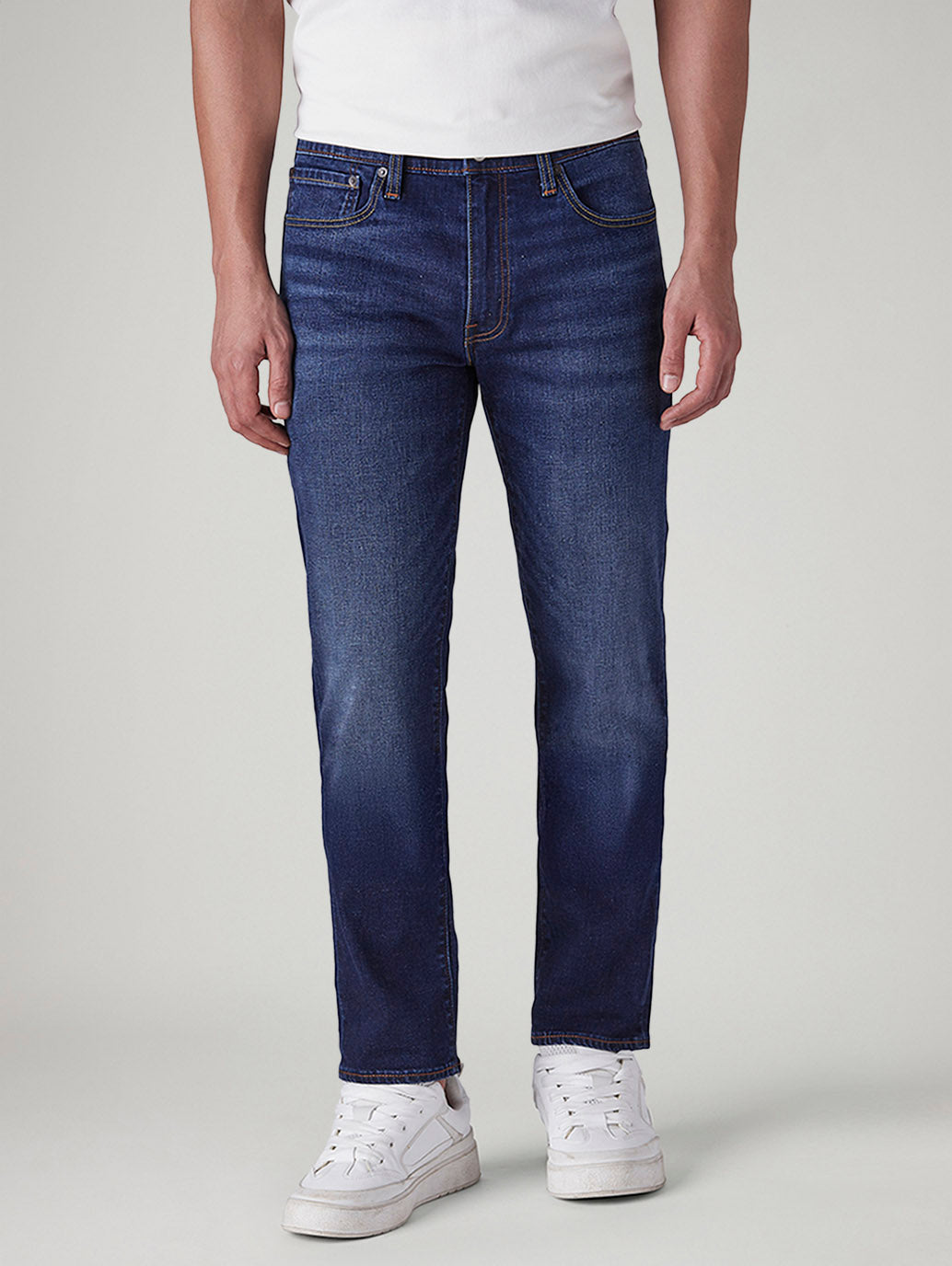 Men's 511 Indigo Slim Fit Mid Rise Linen Jeans - Front View