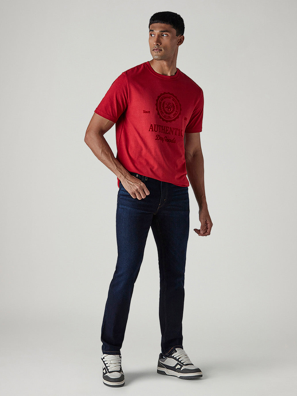 Men's 505 Dark Indigo Straight Fit Mid Rise Jeans