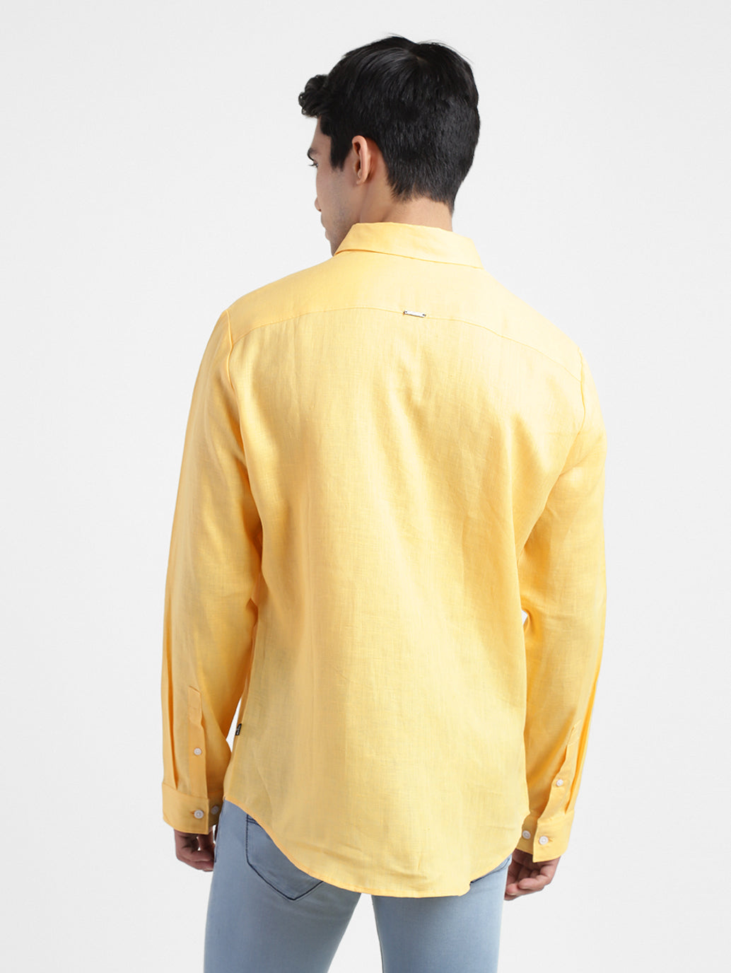 Men's Solid Slim Fit Shirt – Levis India Store