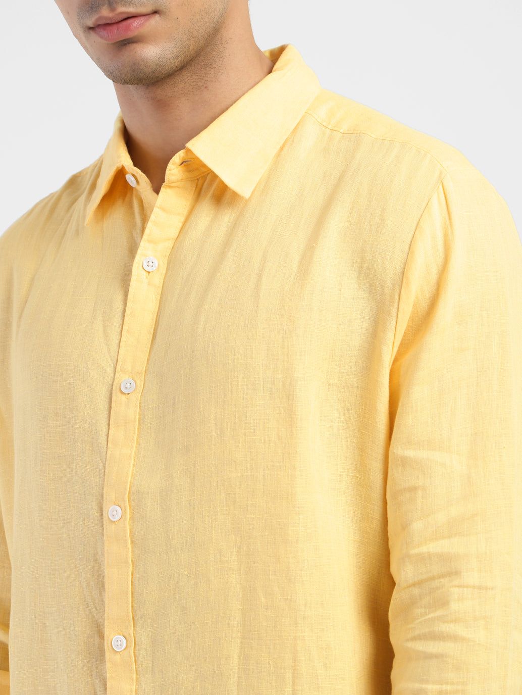 Men's Solid Spread Collar Linen Shirt