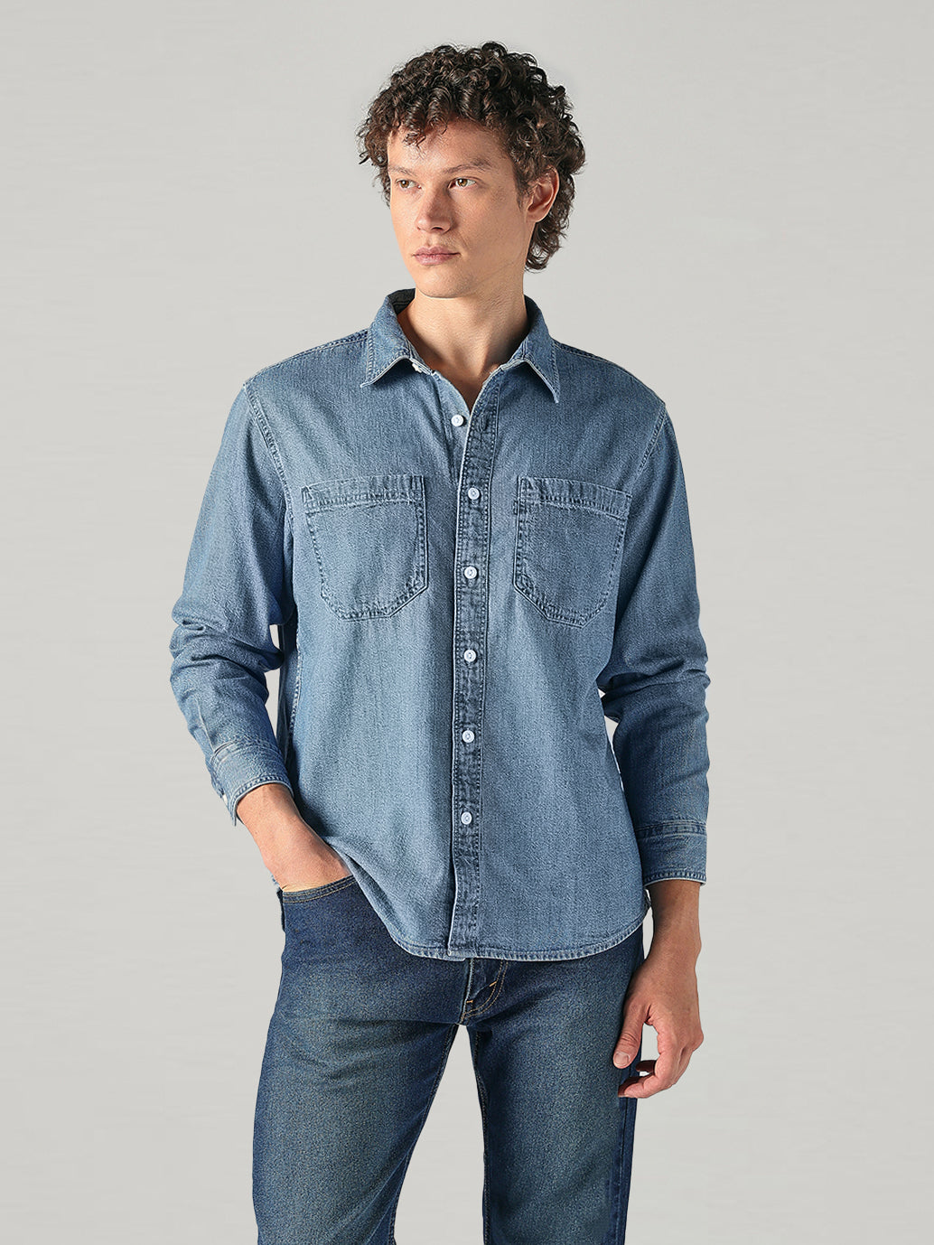 Men's Blue Solid Relaxed Fit Denim Shirt