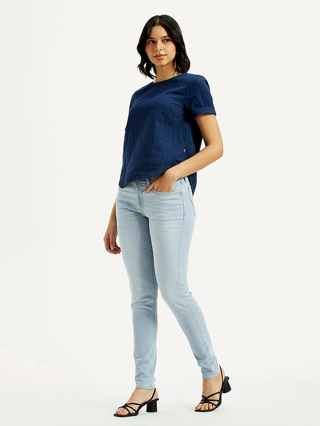 Women's 711 Light Indigo Skinny Fit Mid Rise Jeans - Styleshot View