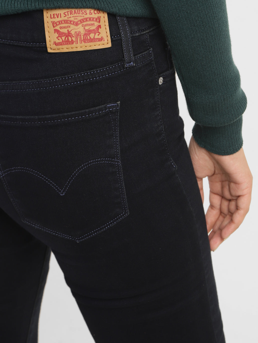 Women's 315 Navy Blue Flared Fit High Rise Jeans – Levis India Store