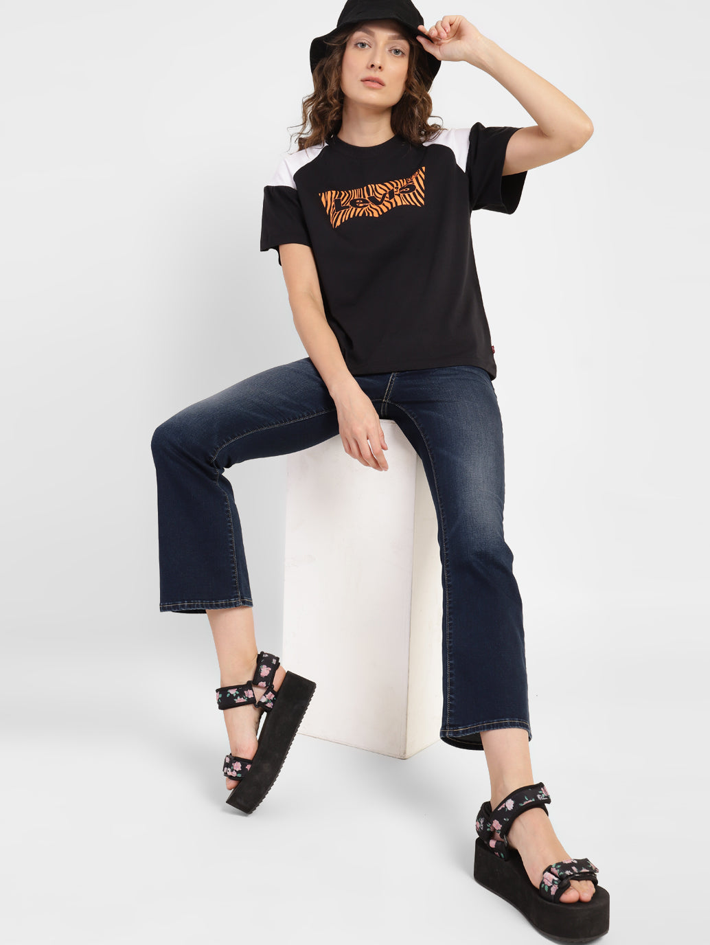 Women's 725 Blue Bootcut Fit High Rise Jeans