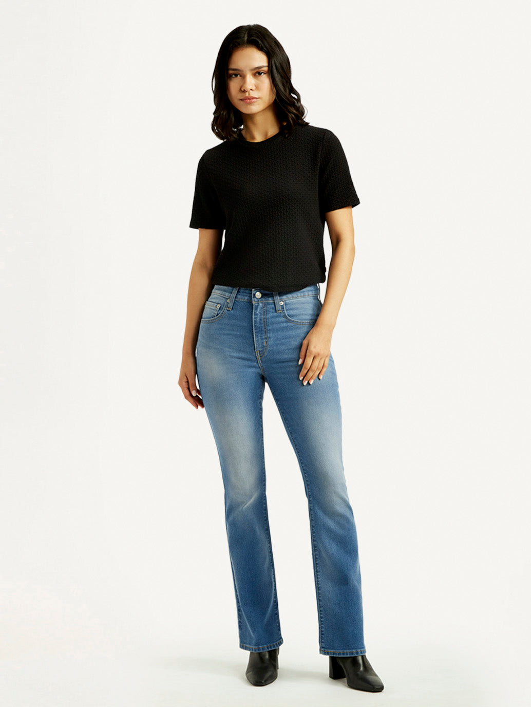 Women's 725 Med Indigo Bootcut Fit High Rise Jeans - Front View